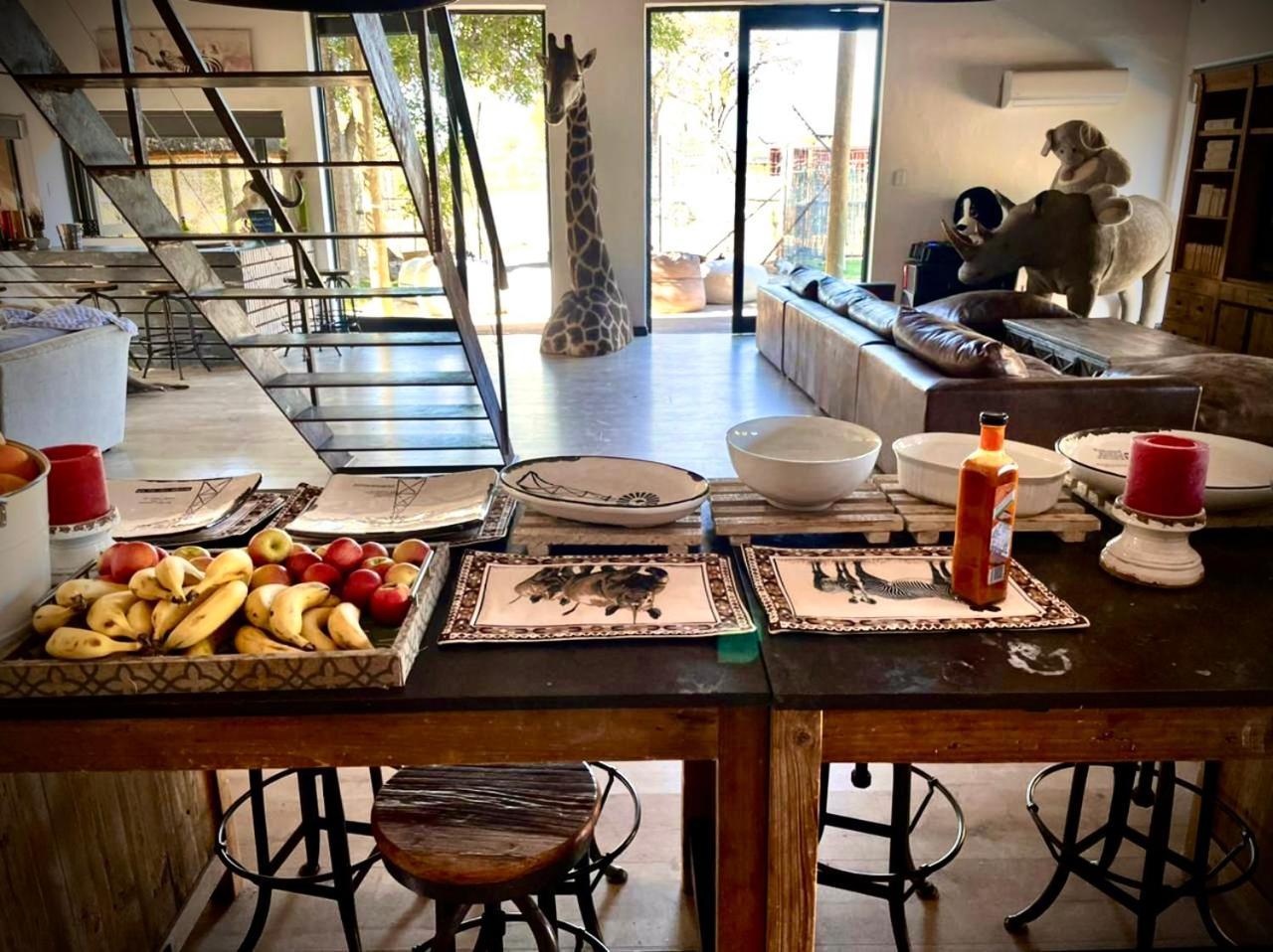 Simba Safaris African Pride Exotic Lodge Lephalale Exterior foto