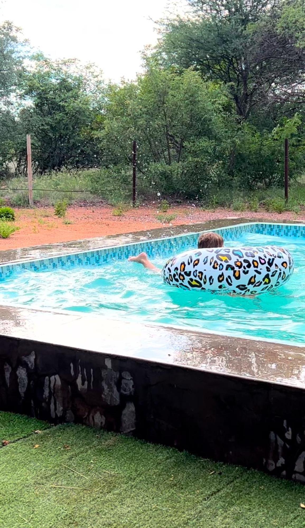 Simba Safaris African Pride Exotic Lodge Lephalale Exterior foto